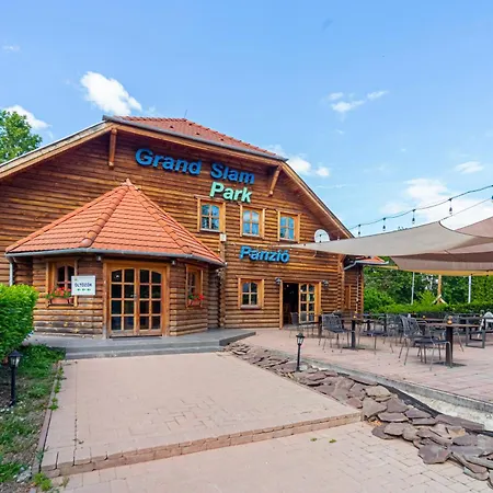 Grand Slam Panzio - Free Parking Pensionat 3*